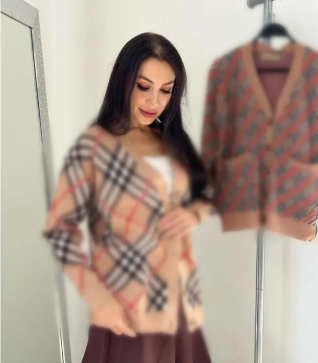 Femme pull mode vestes en laine manteaux Cardigan tricoté sweat à capuche de créateur pour vêtements de luxe pour femmes