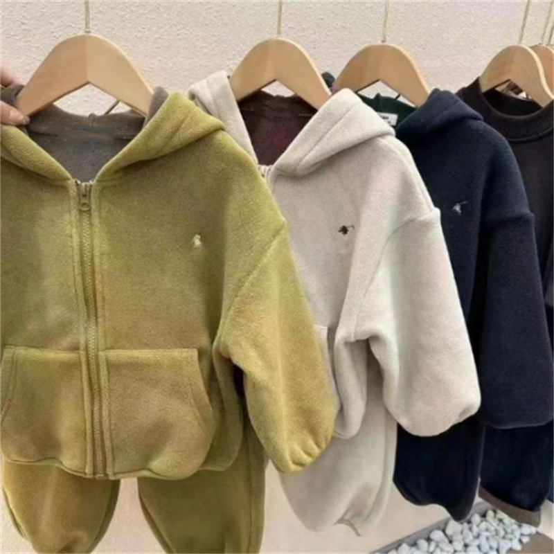 Mode luxe enfants vêtements de sport en plein air ensembles concepteur garçons filles sweat à capuche pantalon velours chaud 2 pièces tenues de v