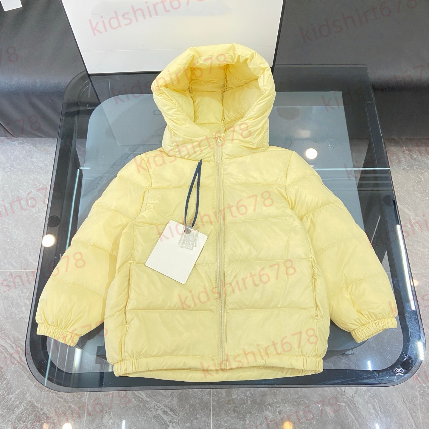 Enfant à capuche vers le bas manteau bébé luxe doudoune M badge brodé concepteur pour enfants conception épais manteau chaud rose jaune violet Bo