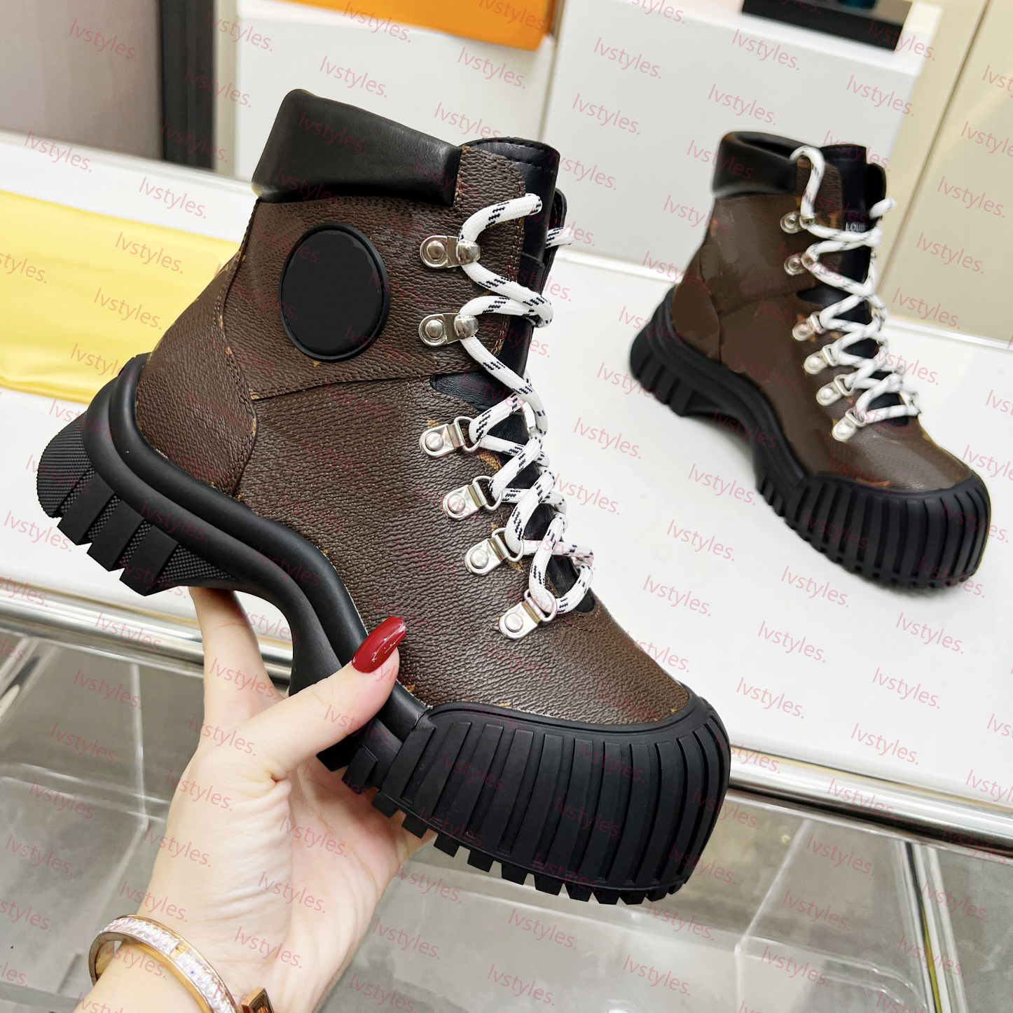 Designer Ruby Flat Ranger Boots Top Quality Lace-Up Ankle Boot Women Web Boots Laureate Platform Desert Boot