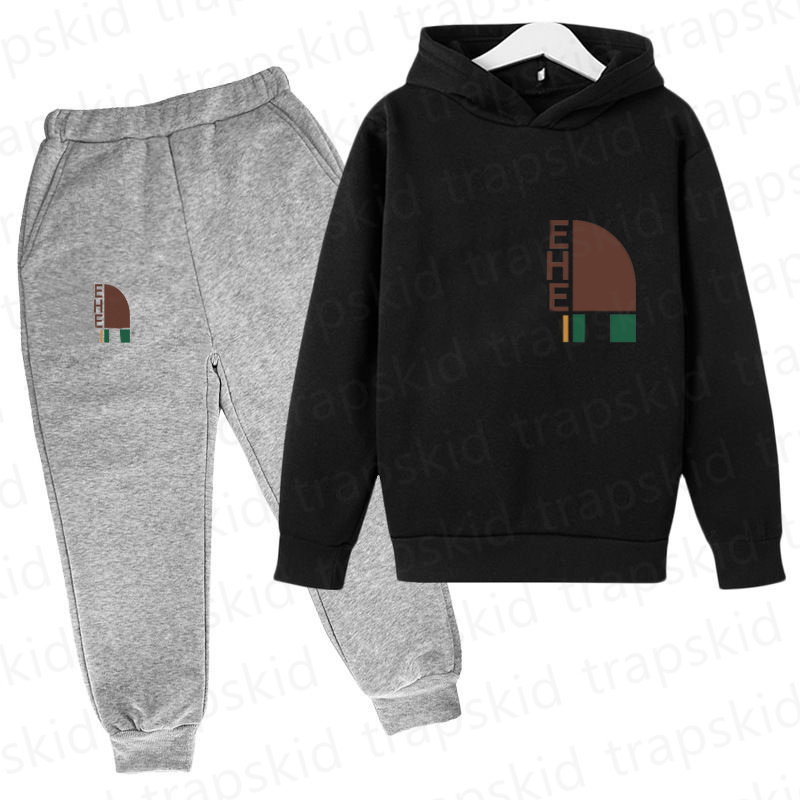 2026 New Kids Designer Boys perfume Hoodies cologne Fashion 2Pcs Black Hoodie Pants Autumn Sports Suits Girls Casual Brand Outfits Tracksuits Childr
