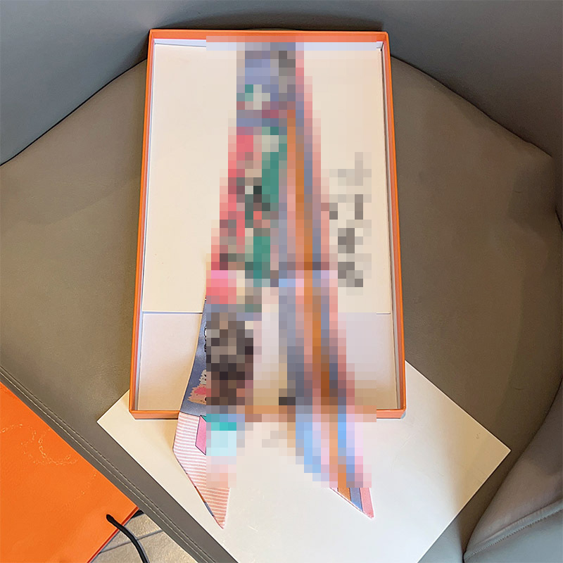 25 ans nouveau femmes bandeau de cheveux impression émulation foulard en soie bras sac poignée petit ruban tout-Match écharpe foulard en gros