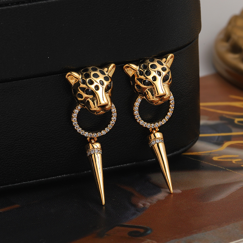 Stud Dangle Chandelier Designer Earring Black Enamel Leopard Animal Stud Earrings Setting Zircon Diamond Steel Needle Earrings for Women Earbone Cli