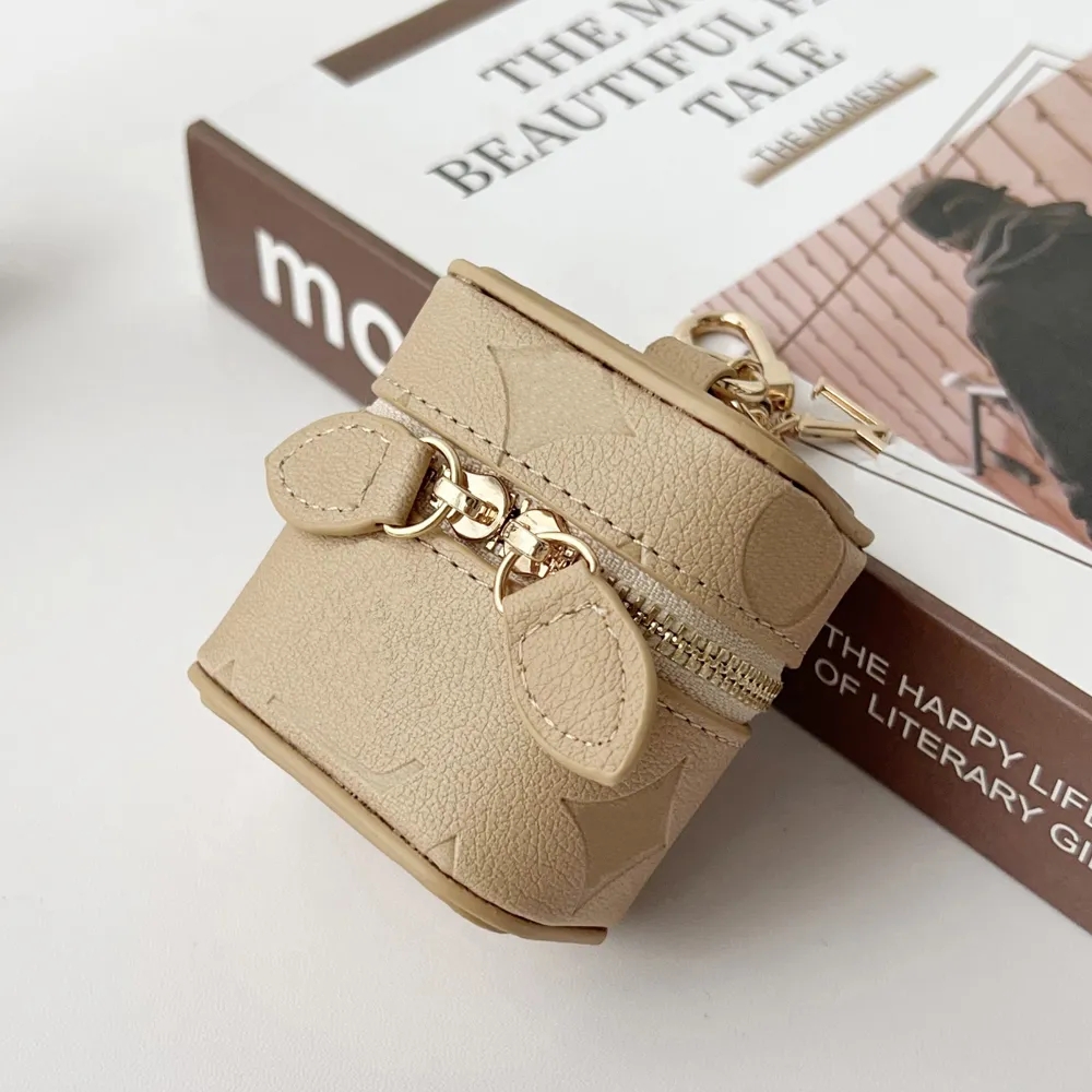 Mini Nice Vanity bag Monogram Keychain Wallet Leather Keyring Designer Purse Pendant Chain Waist Bag Embossing Coin Holder Keychains Bag Detachable