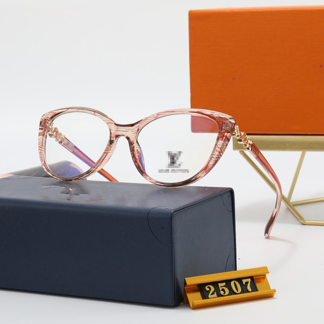 Letter Cat eye glasses women Classic designer glasses Elegant UV390 traveling transparent lens All match casual Sunglasses High quality