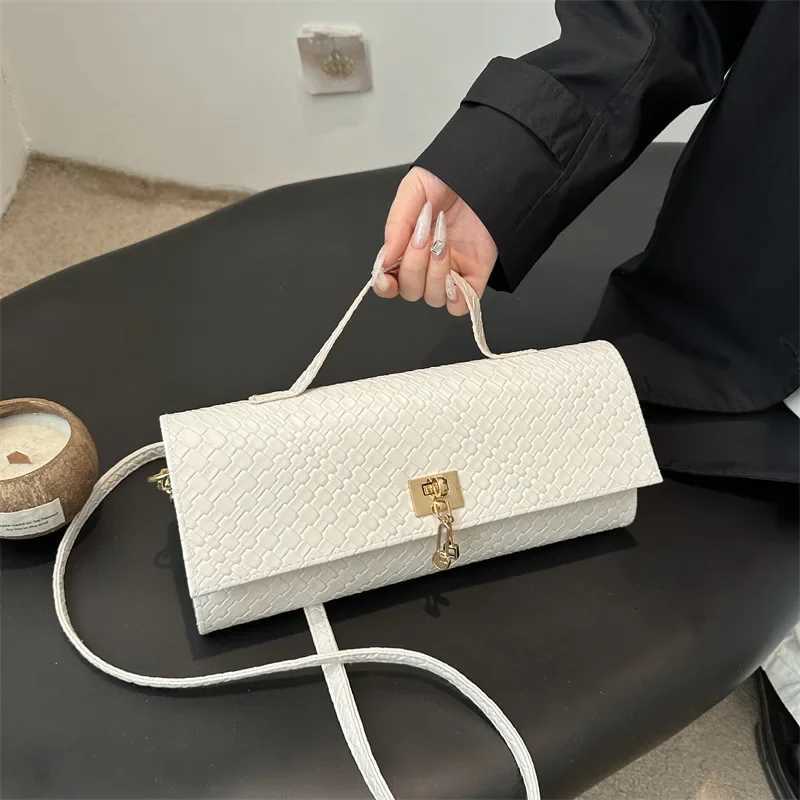 Casual Trendy Ladies Clutch Bag Simple Fashion Single Shoulder Square Bag Polyester Fiber Soft Hip Hop Style Digging Pocket W251104