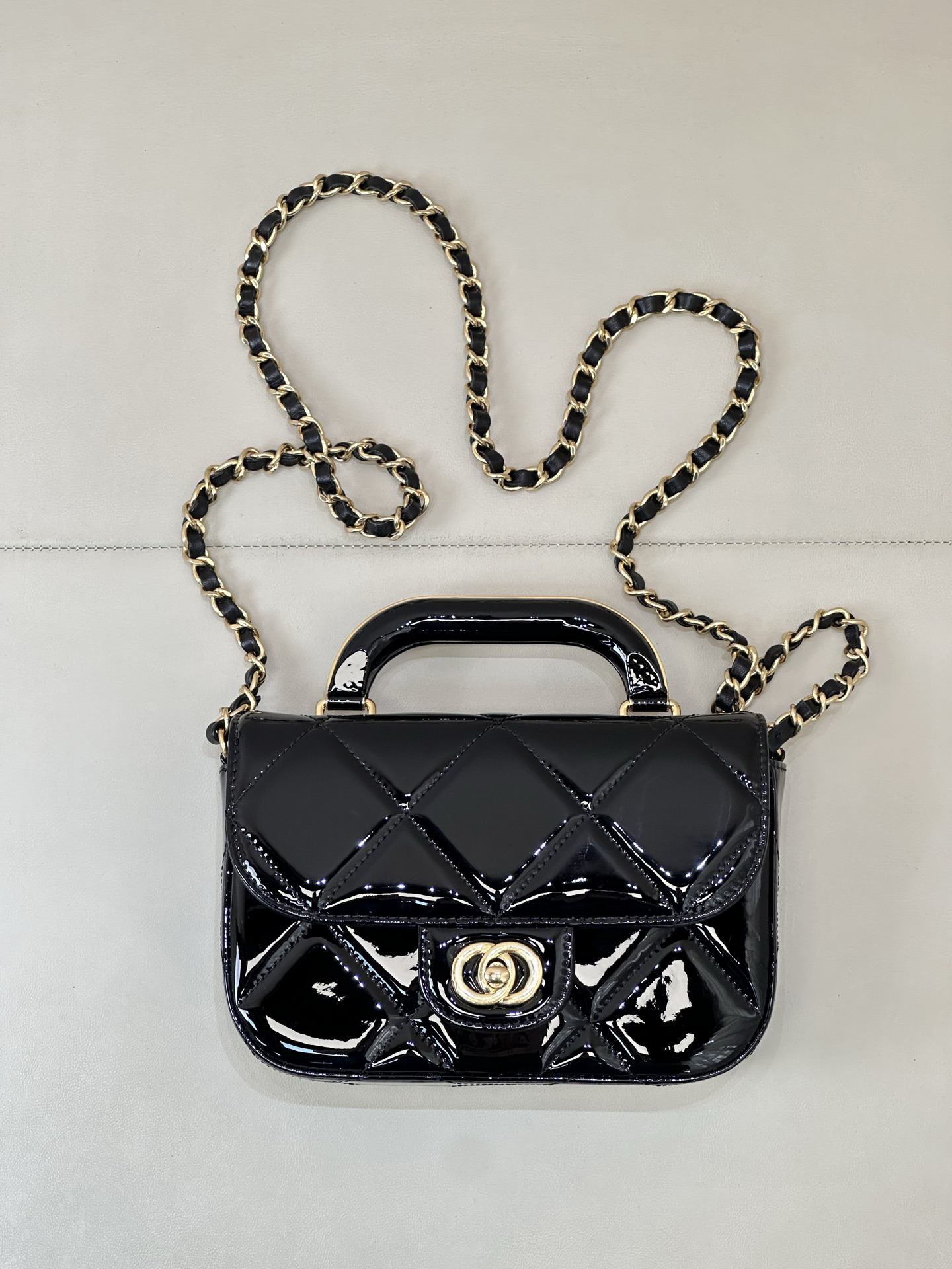 10A mirror quality Designer bag 25k French Stick Handbag Vintage Flip Bag Material Painted Sheepskin Diamond Lattice Women Tote Shoulder Bags With b