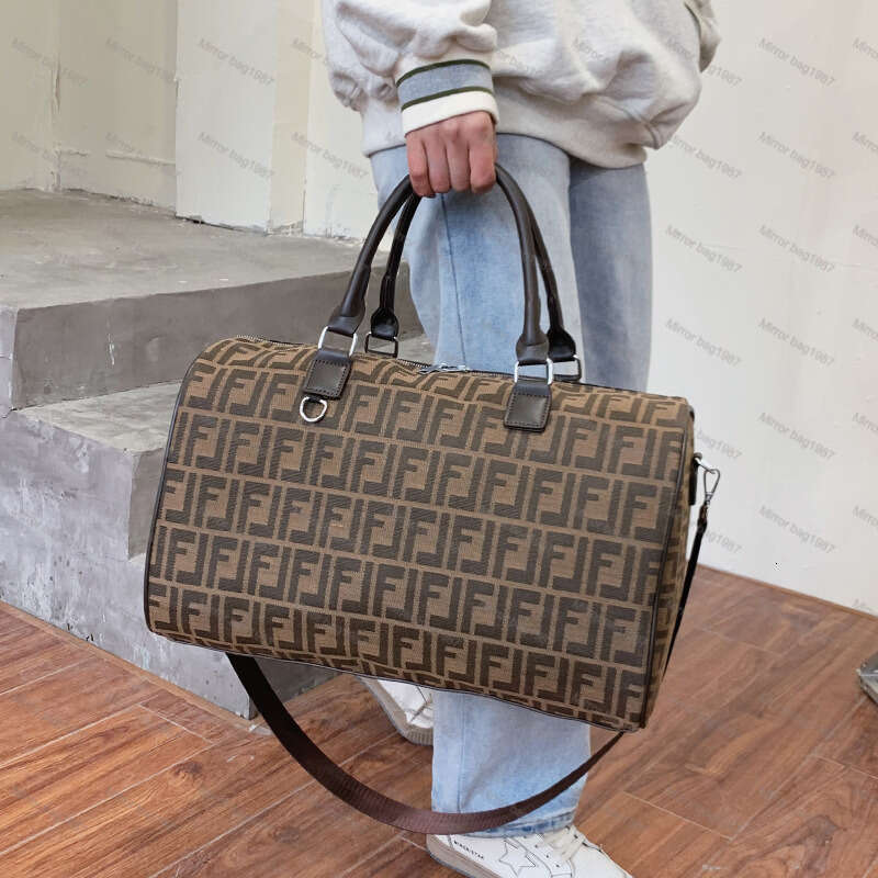 Luxury Bag Designer Bag Duffel Bag Business Trip Crossbody Large Capacity Women Lightweight Travel Maternity Storage Handheld Sports Leisure Gym-image-1083419570