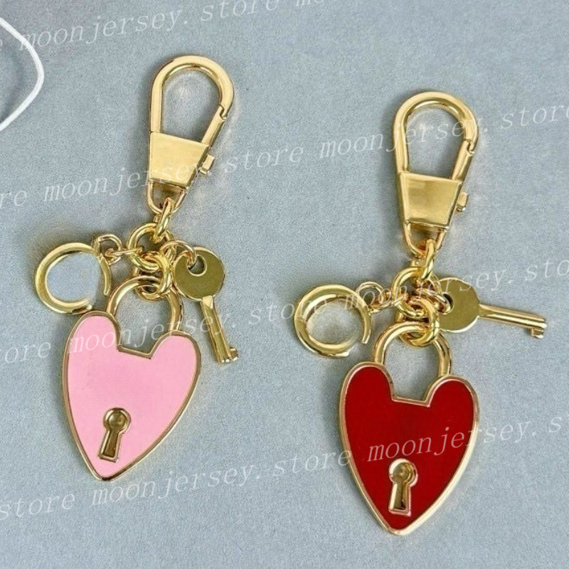Fashion Designer Keychains Women's Bag Charm Luxury Festival Gifts Daily Style Lanyards 33122