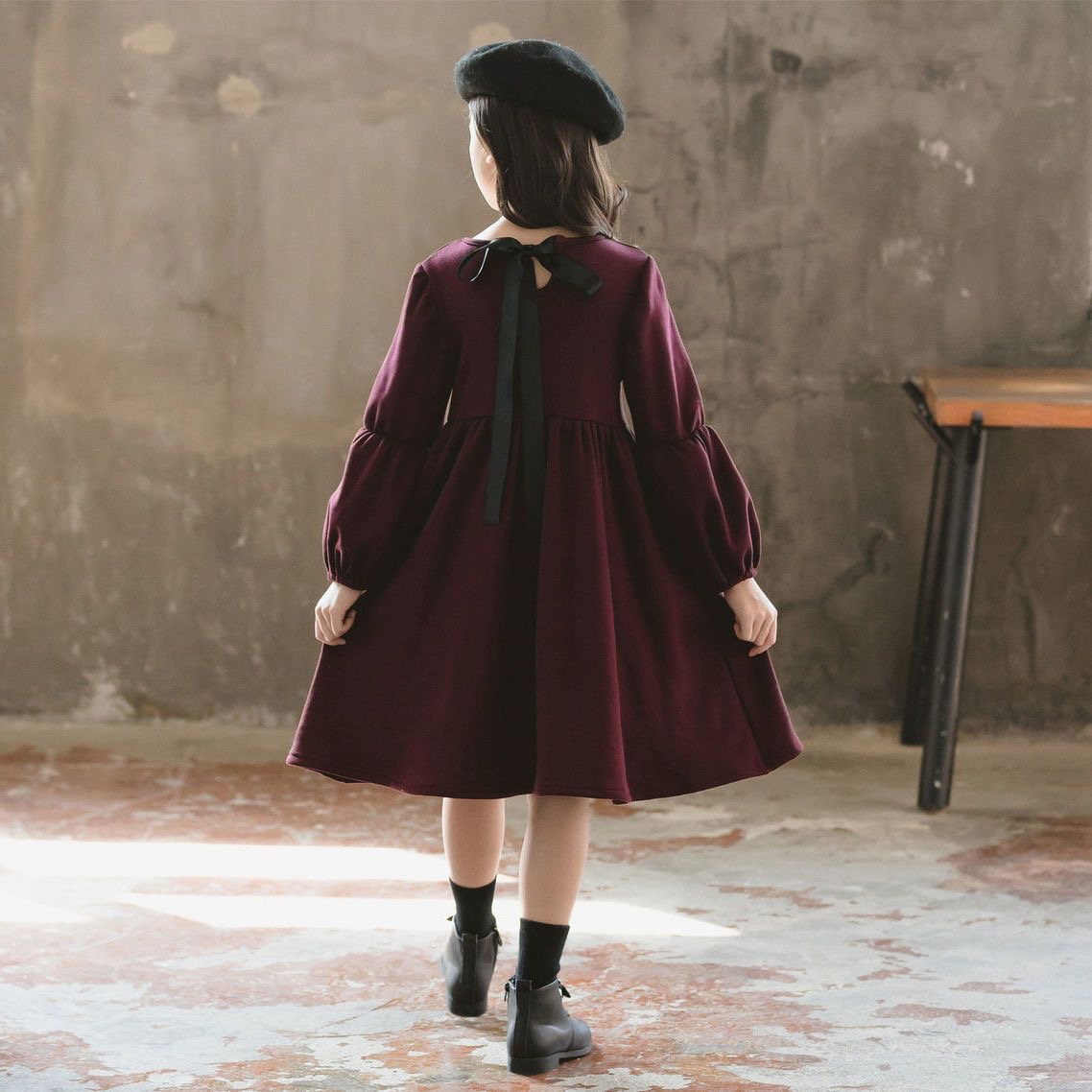 D629 New winter black Korean style girls&#039; dress, fleece-lined, popular children&#039;s dress for medium and large children, long-sleeved dre-image-1083496299