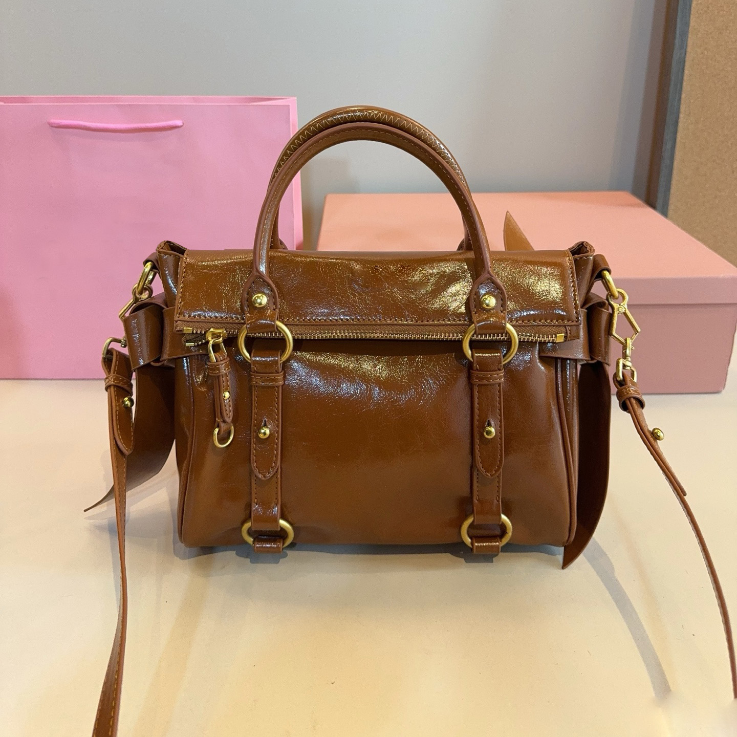 Fashion Designer Vitello Leather Crossbody Bag Women Mini Two Away Bow Leather Handbag Cosmetic Bags Size 26x13x25cm