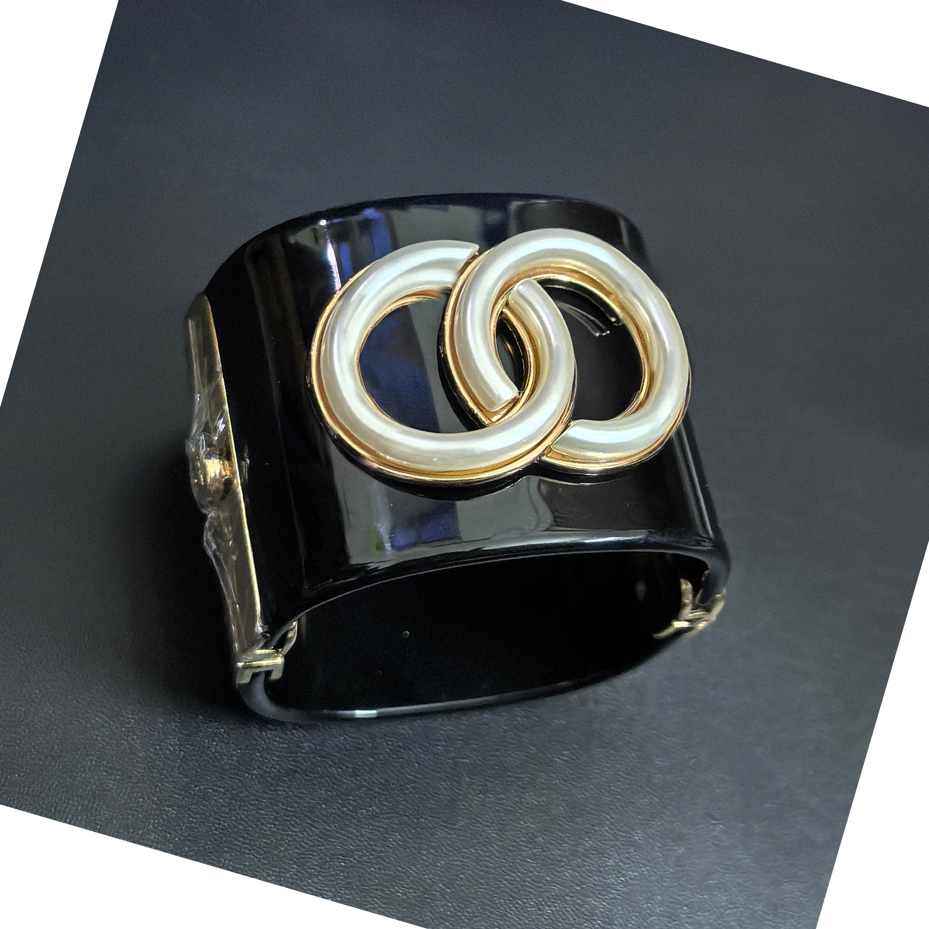 Designer Bracelet Acrylic Copper Bangle Designer Crystal Round Letter Bracelets Jewelry Wristband Cuff for Men Women Trendy Gift Stylish Accessories
