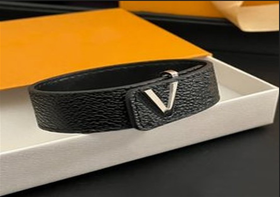 Bracelet tendance Designer Hommes Bracelet Mode Bracelet Bracelet designer Hommes Femmes Bracelets Punk Bijoux Titane Acier Cadeau pour hommes