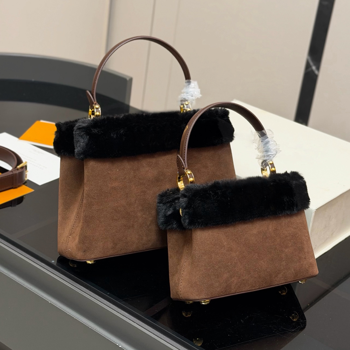 Women's Fashion Winter Bags Luxury Handbags Shoulder Bags Designer bag Mini Tote Bags Capsine Suede Bags Top Handle Shoulder Crossbody Bags Win