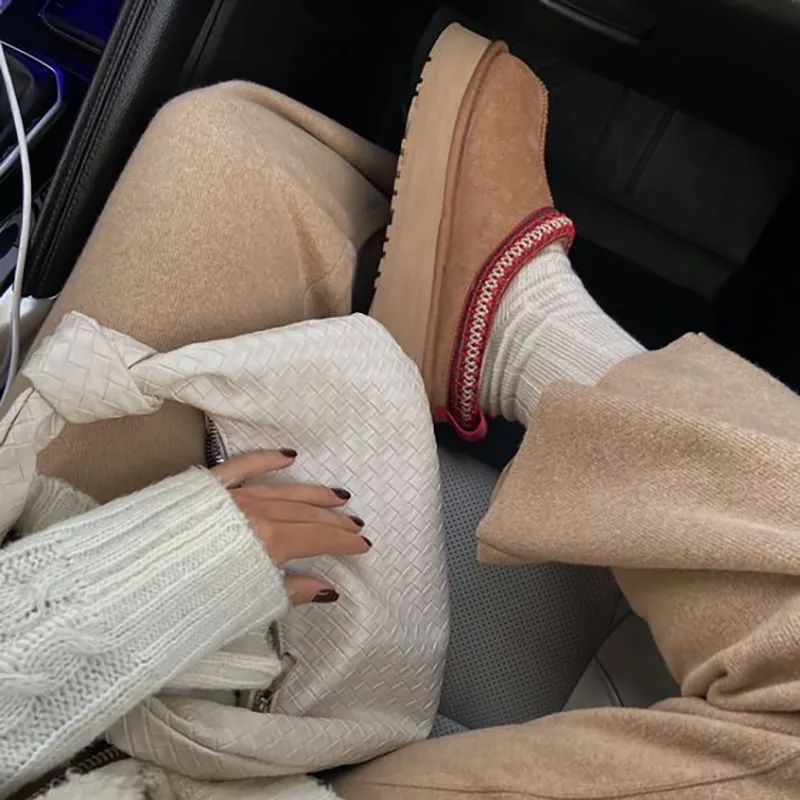 Designer Slippers high quality luggage boots Tasman slippers Tazz Ultra Annual luxe coppy Platform Women Fur Dermis Thick Chestnut Mustard Seed Beig