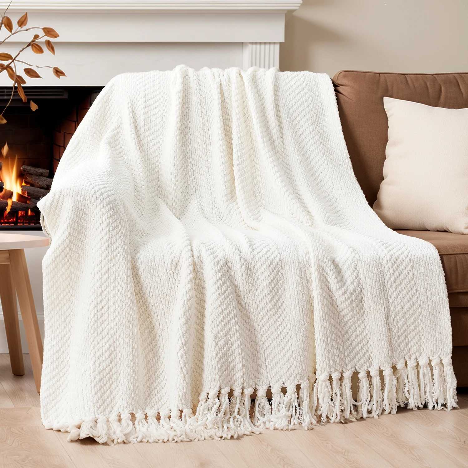 Battilo Knitted Throw Blanket for Couch Soft Thick Decorative Sofa Blanket Plaid Bed Throw Bedspread on the Bed Home Fall DecorW251107-image-1083909639