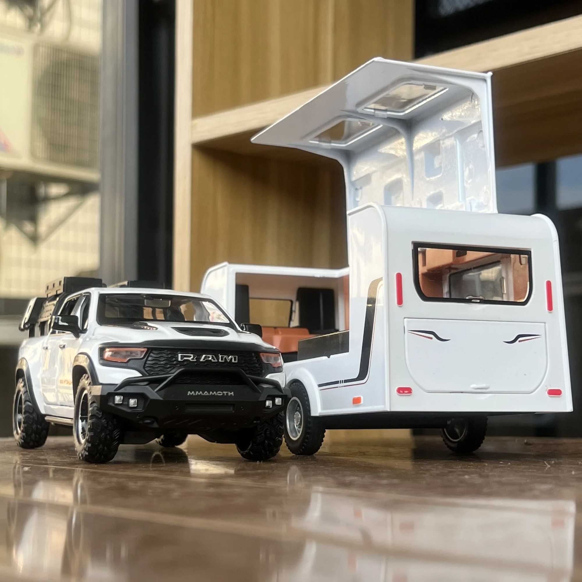 132 Dodge Mammoth 1000 TRX RV Off Road Vehicle Alloy Diecast Toy Model With Sound Light Camping Car Toys For Boys Gift Friend C251118-image-1085145197