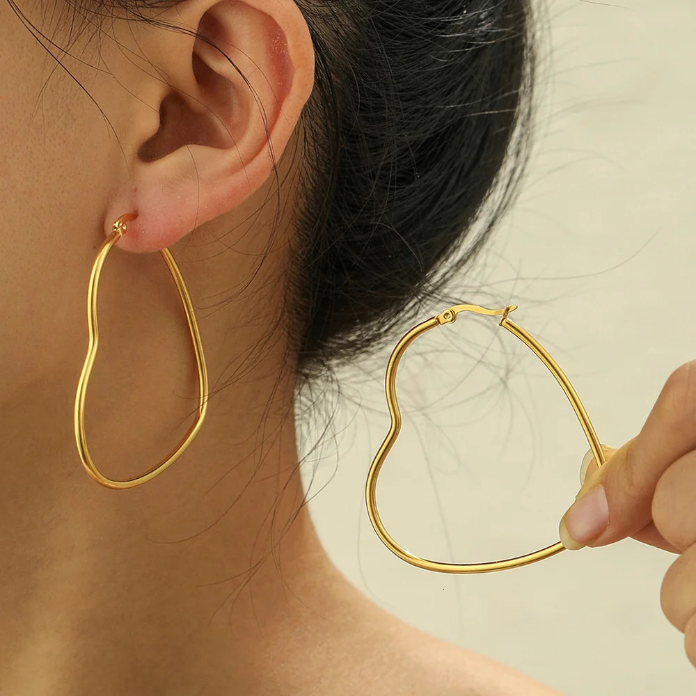 1 Pair Simple Smooth Big Heart Hoop Earrings For Women Lady Exaggerated Gold Color Stainless steel Jewelry Gift Drop 251110