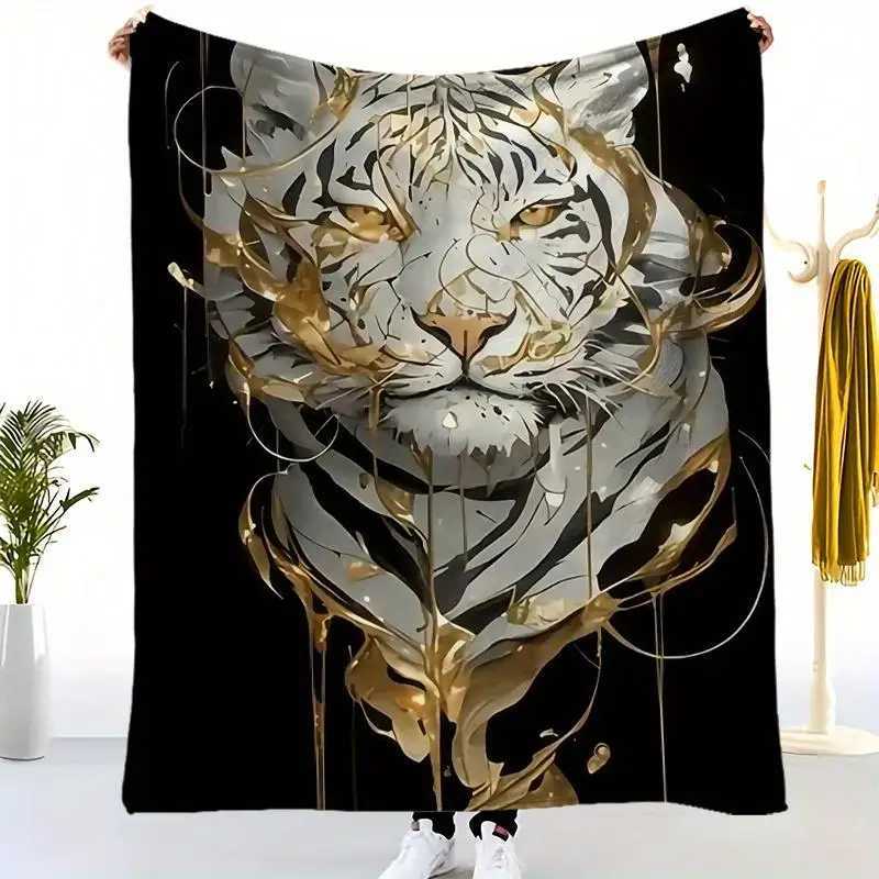 Luxury Tiger Face Design Flannel Blanket Heavyweight All-Season Soft Bedspread Golden Contemporary Throw for SofaW251107-image-1083902507