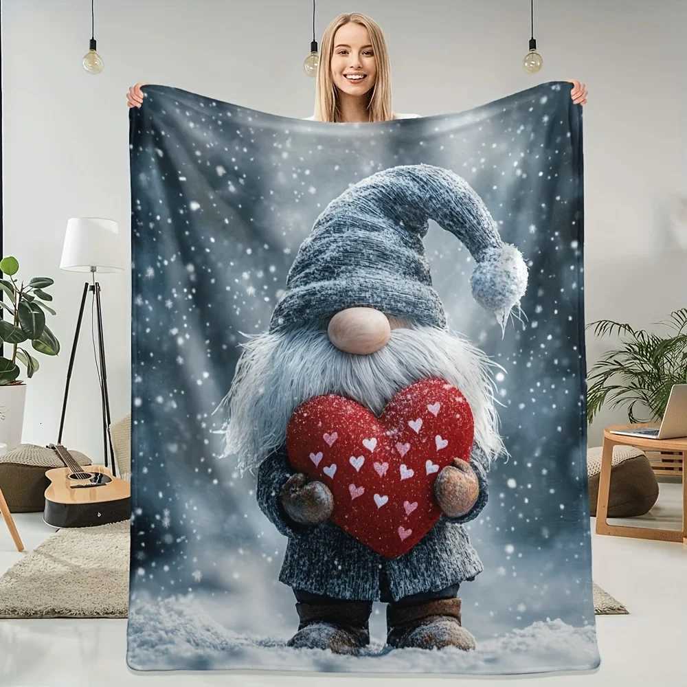 1pc Winter with Heart Snowflakes Flannel Blanket - Cozy Christmas Decor Throw - Soft Warm Bedspread for Couch BedW251107-image-1083907612