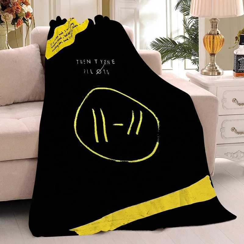 Nap Blanket T-Twenty One P-Pilots Winter Warm Knee Bed Fleece Camping Custom Fluffy Soft Blankets King Size Microfiber BeddingW251107