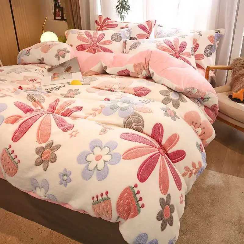 1PC Winter Warm Coral Fleece Duvet Cover - Floral Printed Thick Housse De Couette 240x220cm bedding H251111-image-1084147432