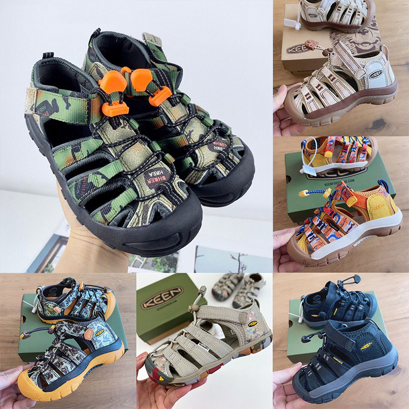 2025 Designer Baby boy girl Sandals for children Boys slipper Born Fashion Summer Infant Kids Soft Crib Shoes Toddler Girls Anti Slip size 26-35