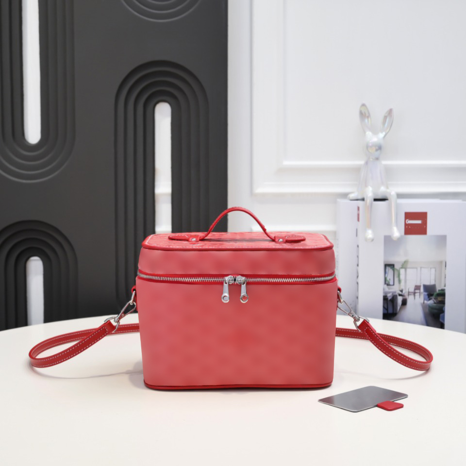 Cosmetic Bags High quality Wash Designer Shoulder bag Messenger bag Hobo tote bag crossbody Bag womens wallet Leather luxurys handbags classics Unde