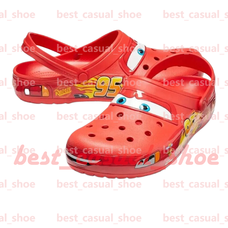 fashionable classic designer sandals in multiple colors suitable for the whole family with exquisite charms and platform style