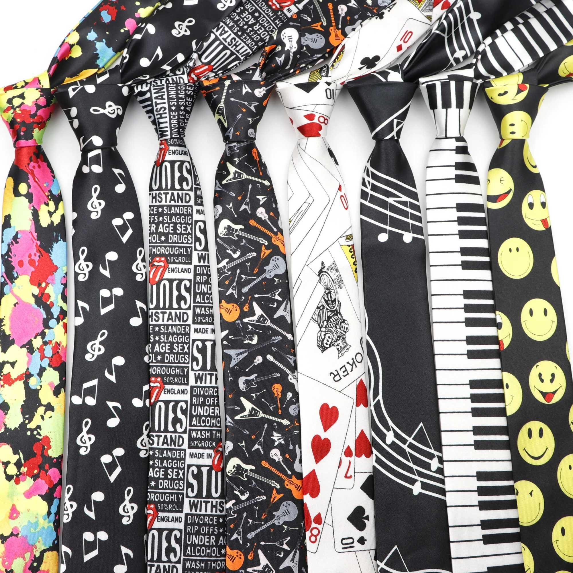 Mens Slim Tie Poker Dot Scrawl Printed Necktie 145CM Length 5CM Width Party Pub Fashion Skinny Ties For Suit Shirt AccessoriesW251111-image-1084187027
