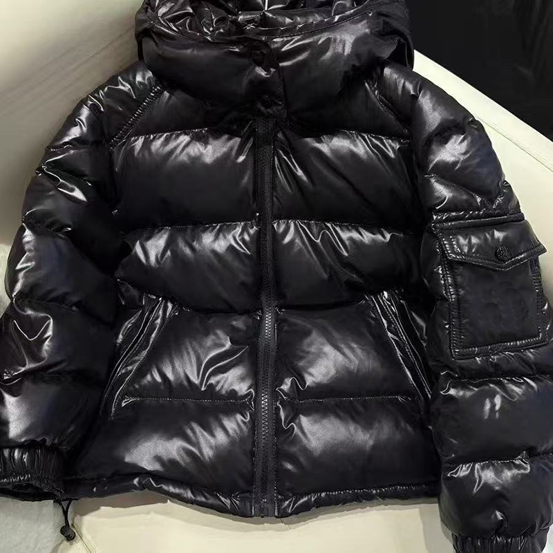 Halloween 2026 New Designer Kid Hooded Baby cologne Luxury Down For Kids Design Thick Warm Coat Bodywarm Overcoat perfume Girl Boy Coats Windbreaker