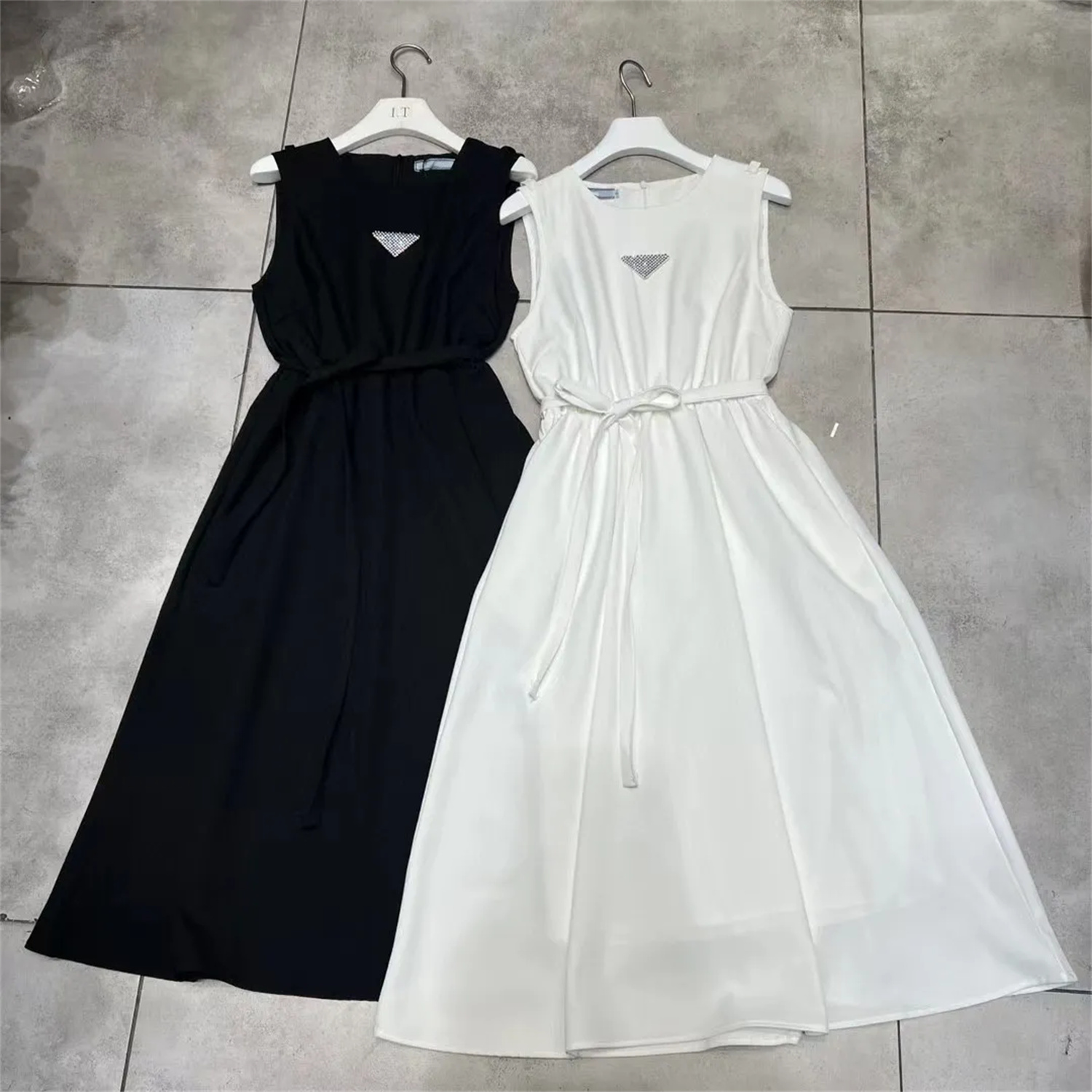 Mode élégante Maxi robes printemps été Blouse robe de créateur femmes A-ligne revers cou lâche robe sans manches femme une pièce jupes fête OL vê