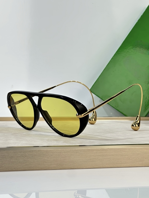 Luxury Metal Leg Mirror Designer Sunglasses For Women And Men Classic Oversized Design For Outdoor Sports Old Money Aesthetic Designer Brand With Bo
