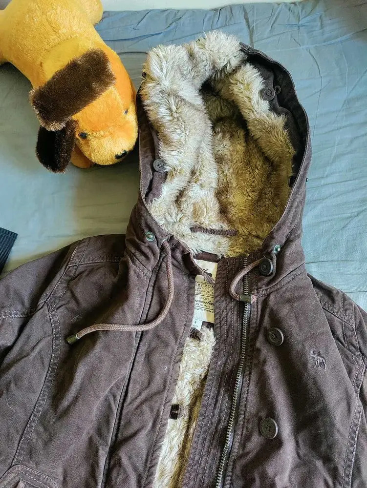 American Vintage Y2K Fur Lined Bomber Jacket Womens Brown Hooded Coat with Faux Trim and Ribbed Cuffs Fashionable Casual 251103