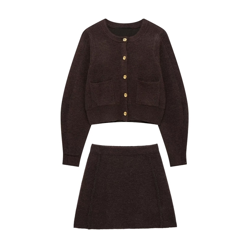 UNIZERA Womens Knitted Set with Gold Buckle Decoration Long Sleeve Top Side Stitching Decorative Skirt Winter Style 251107