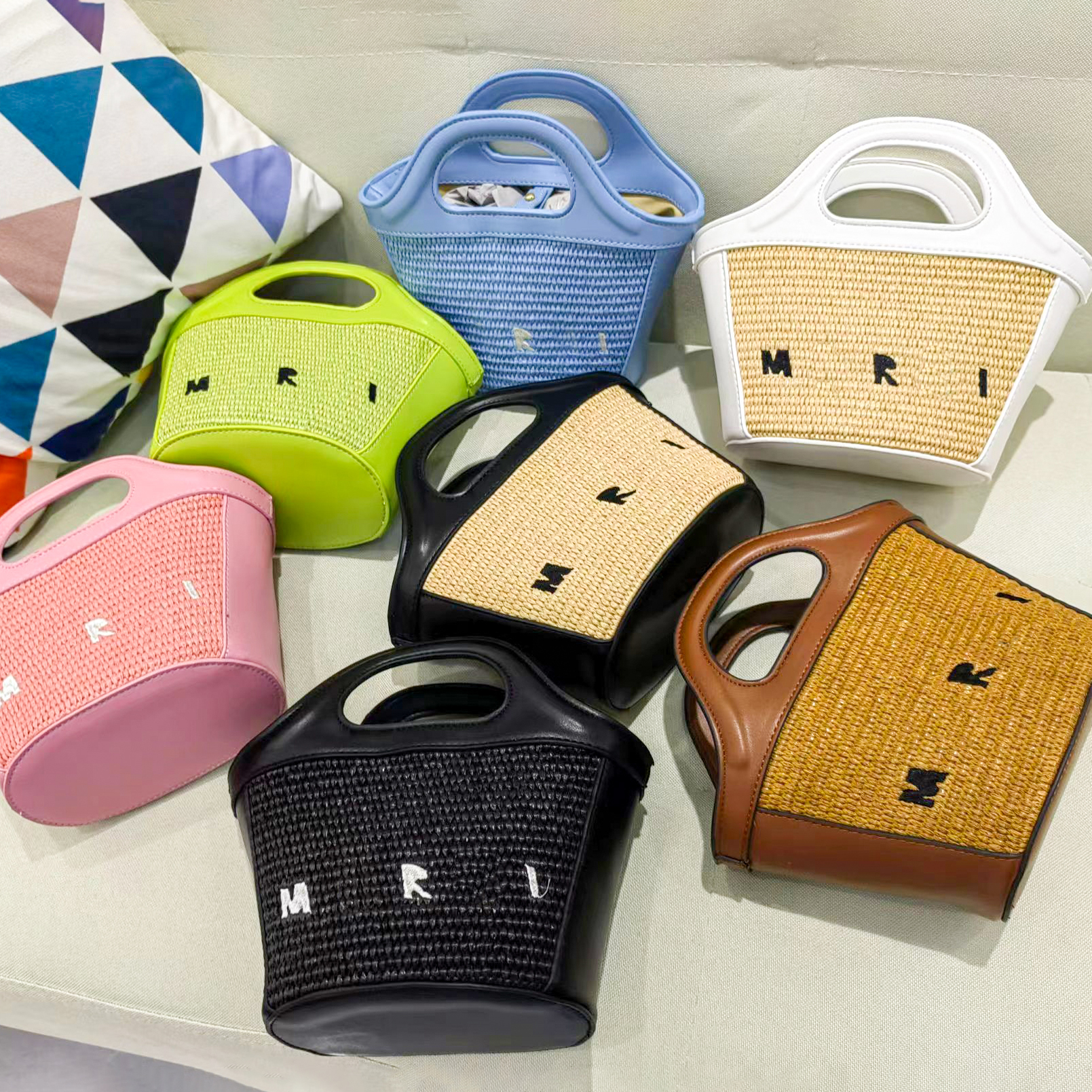 Womens Men tote handbag weave micro Straw bag Designer Beach bag Luxury Raffias Clutch Shoulder bag Fashion summer Rattan purse travel pochette Cros