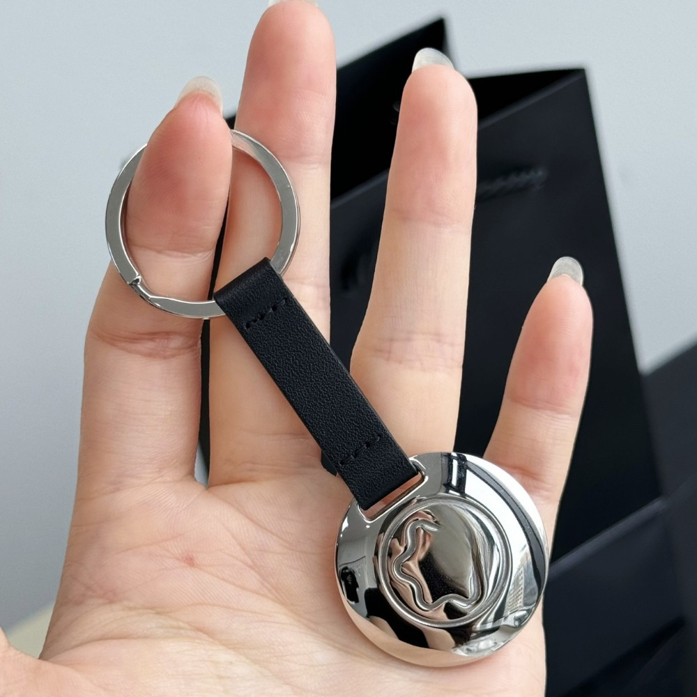 Designer's 2026new popular stainless steel leather men's full series handheld car keychain