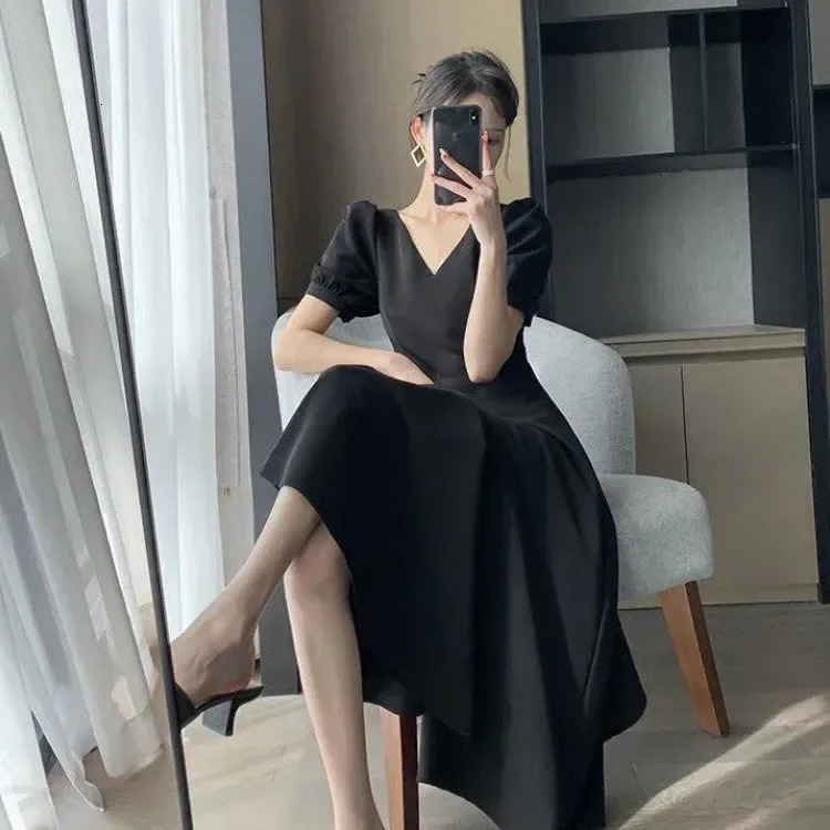 Elegant Retro Aline Womens 2024 Summer Collection Solid Color Vneck Simple Amateur Fashion Dress 250409Z