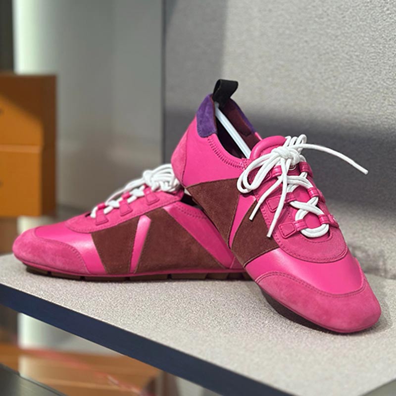 Brand Designer Women Ballet Sneakers Summer Retro Womens Sneakers Non slip Rubber Sole Pink Breathable Suede Upper Fashion Lady Low Top Casual Shoes