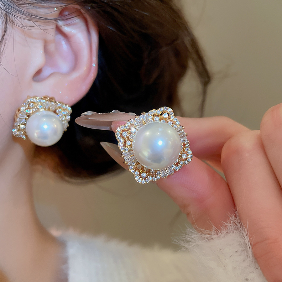 Silver Needle Zircon Pearl Geometric Square Stud Fashion Retro Niche Exquisite Light Luxury High-end Feel Earrings for Women-image-1085037859