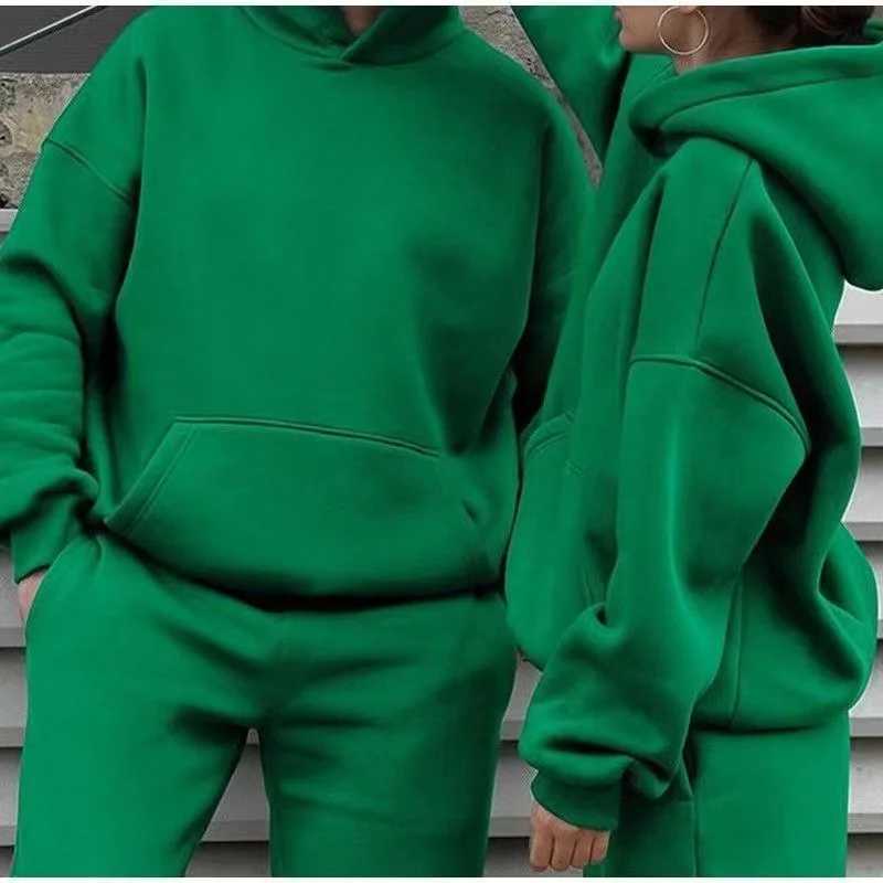 Hommes Ms Automne et Hiver Nouveau Pantalon à capuche de couleur unie Ensemble deux pièces Style de couple Ensemble de sport décontracté à la mod