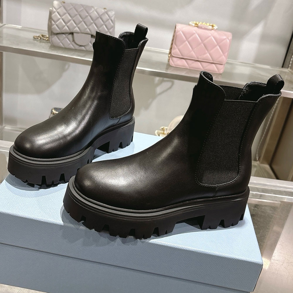 New Womens Brushed leather booties luxury designer boots 1T186O Leather lining rubber sole 26ss Fashion Show Autumn Winter Boots Classic Casual B