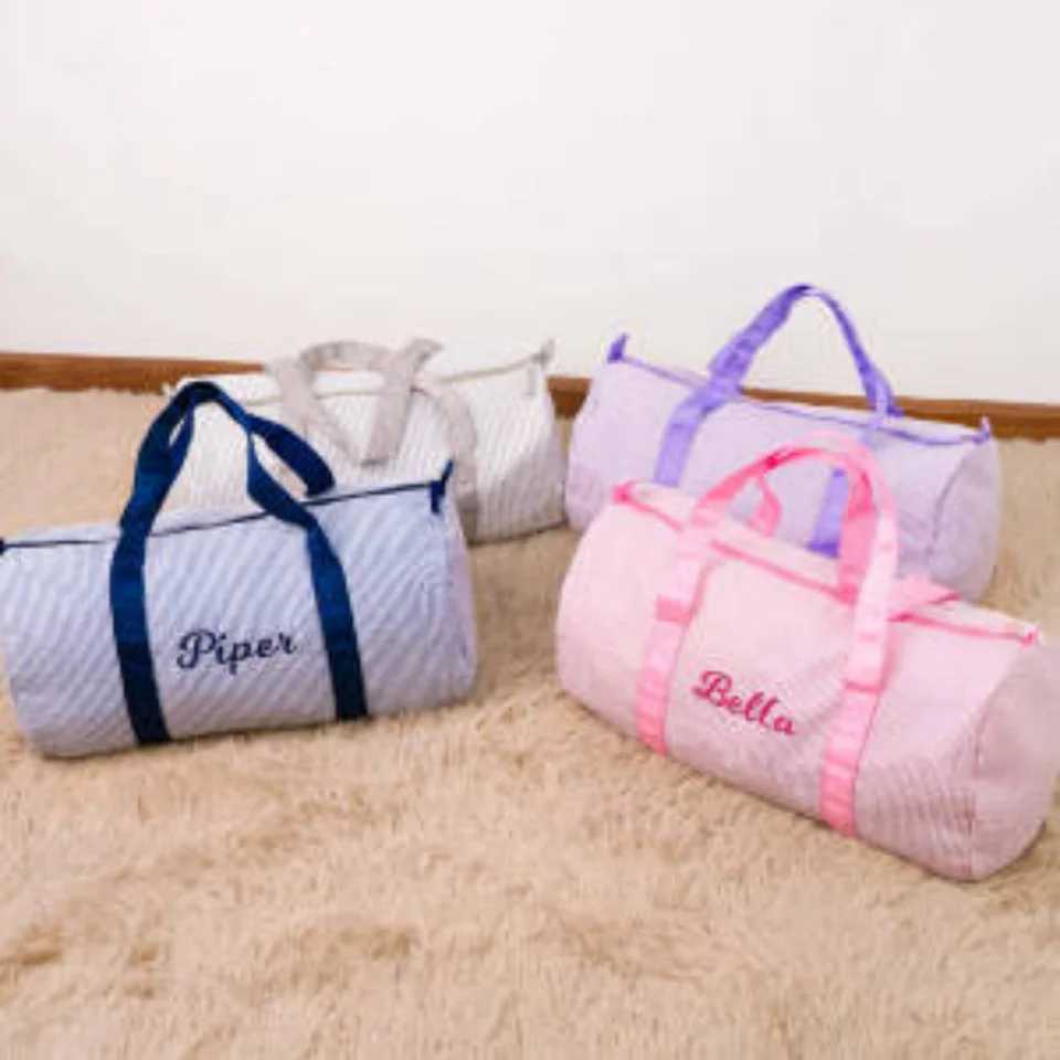 Seersucker luggage bag childrens overnight travel bag lightweight weekend bag boys and girls return to school giftsW250417-image-1053856681