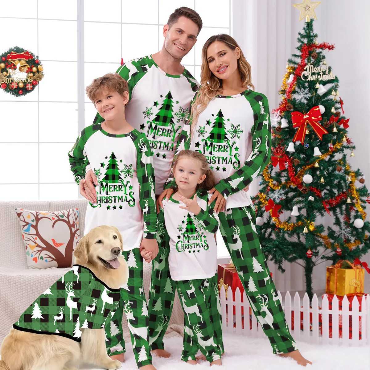 Xmas Matching Family Pajamas Set 2025 Xmas Green Cotton Print Pjs Adult Child Clothing Outfit set Baby JumpsuitDog Clothes C251118-image-1085087013