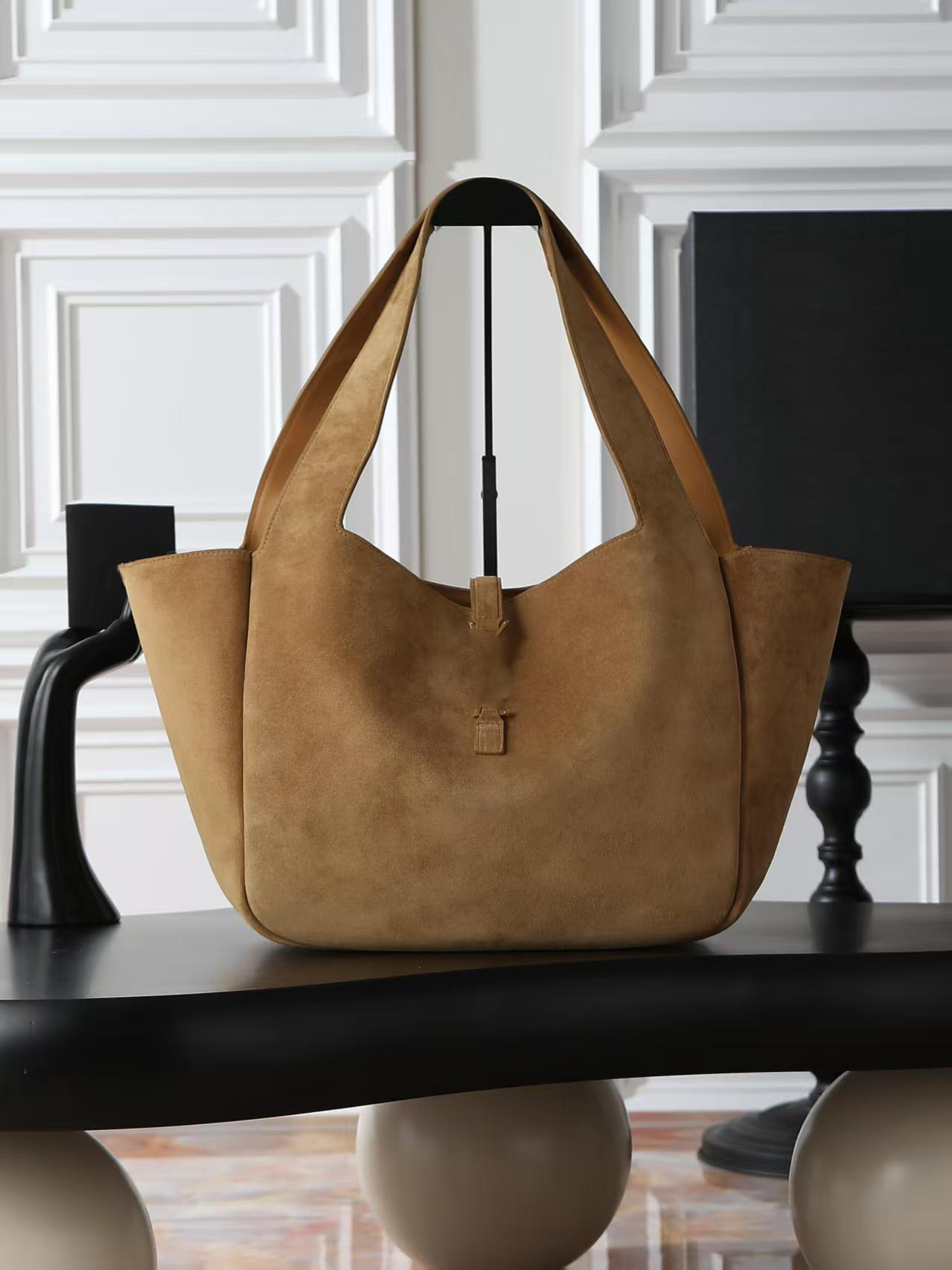 2025 high-quality luxury designer women's autumn and winter deerskin suede handbag women's classic cross-body bag original 10A women'