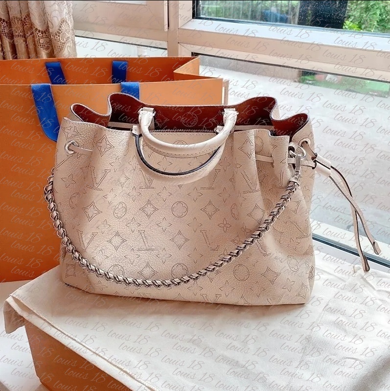 High quality bella bag Womens crossbody shoulder bag Original designer handbag fashion leather chain bag Perforated flowers letter shopping bag luxu