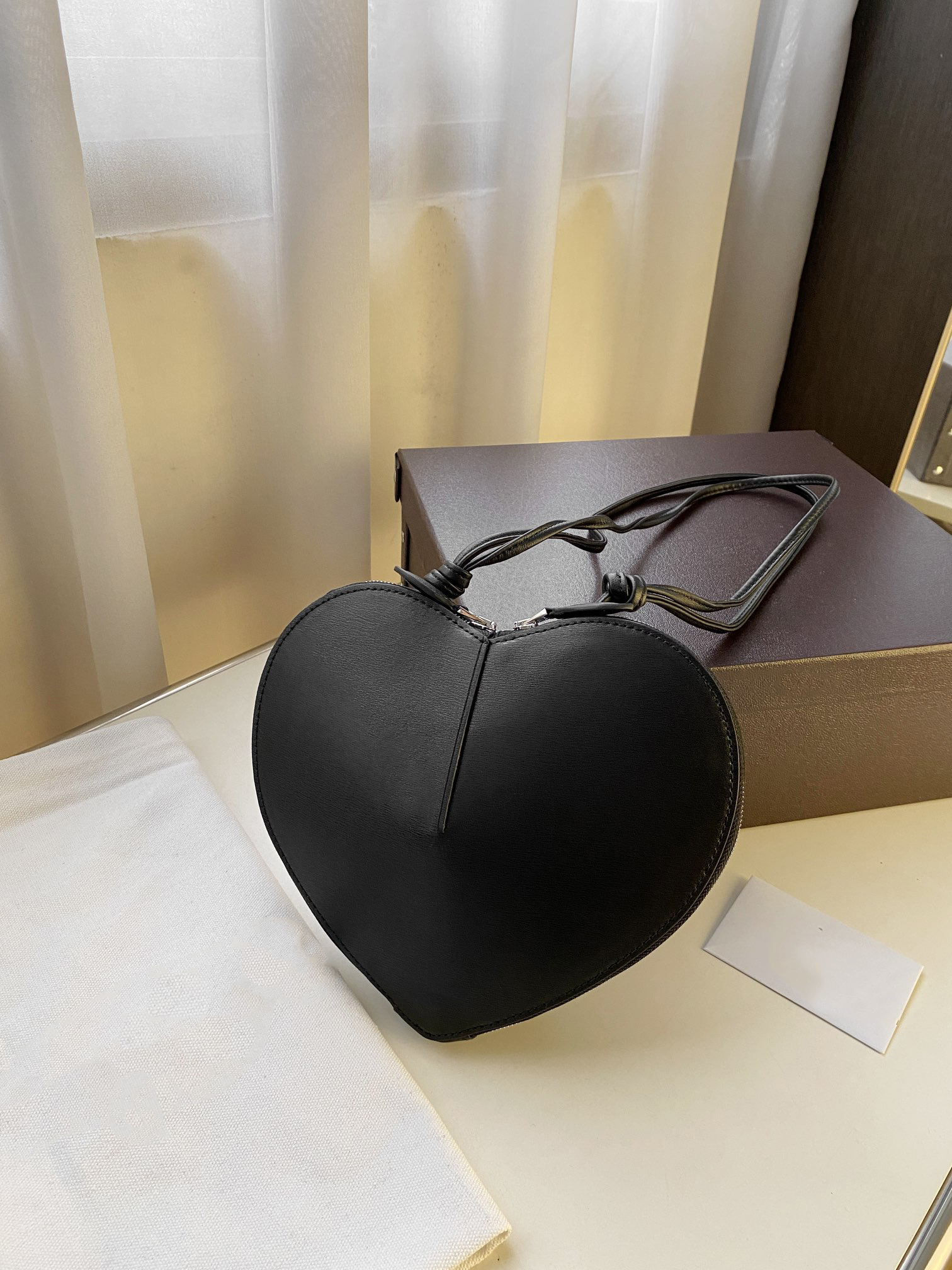 10A qualité miroir nouveau un Design Unique Sac coeur e Femme pour les femmes Bolsos De Mujer Mini Sac croisé sacs d'amour en cuir de veau avec b