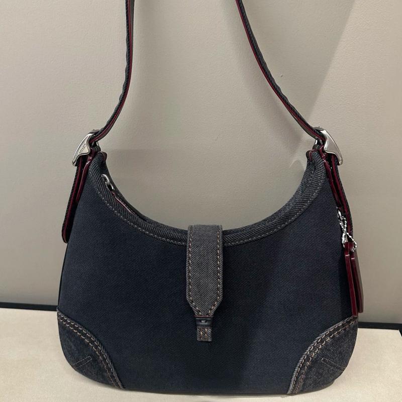 Designer Hamptons Sac demi-lune Femme Sac à main sous les bras Véritable sac d'aisselle sacs de haute qualité, lettre d'embrayage imprime les hob