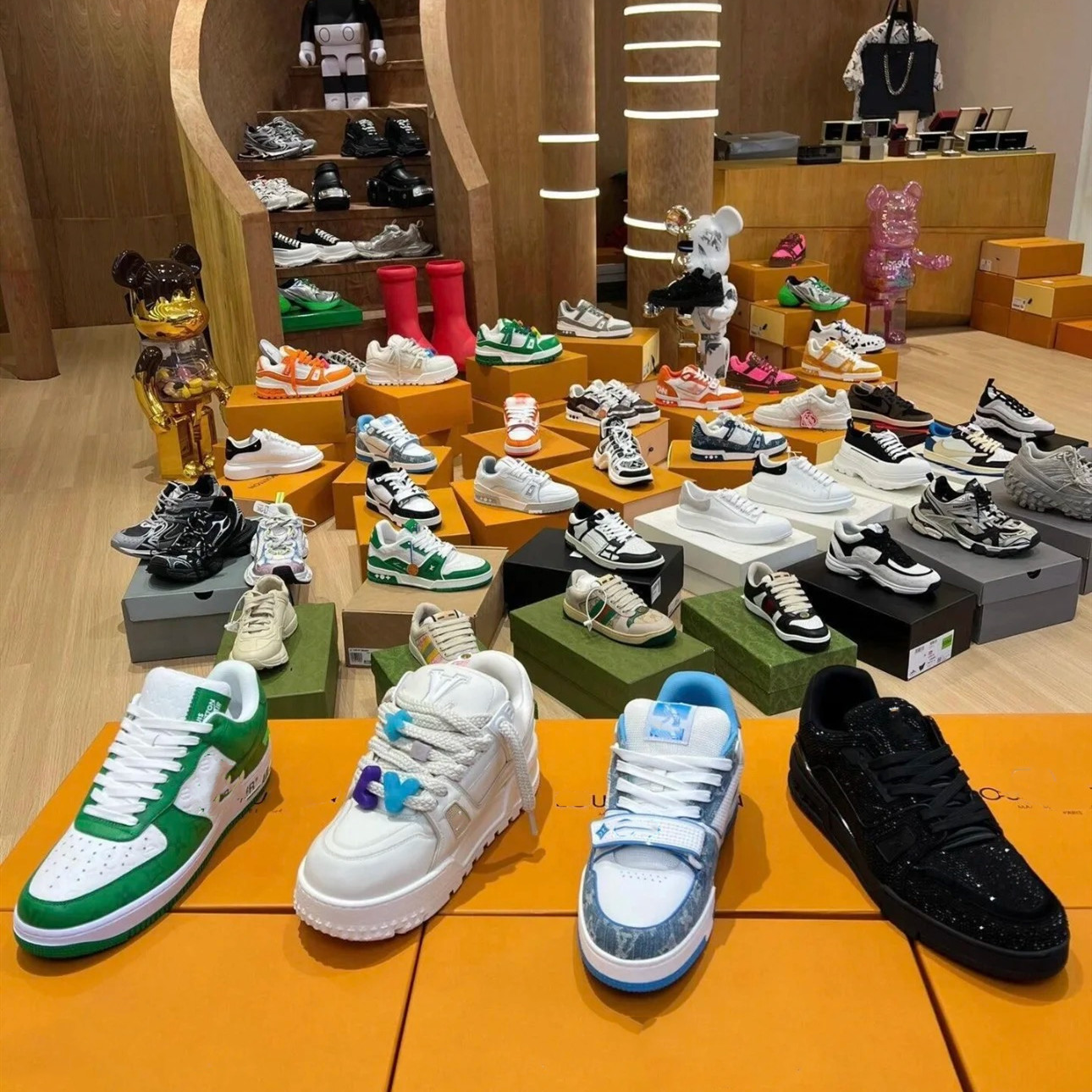 Stock And Save Sale New Designer Slides Sandals Slipper Men Women Shoes Sneakers All Luxury Samples On Clearance Sale Tripe S Platform Sneakers Ace