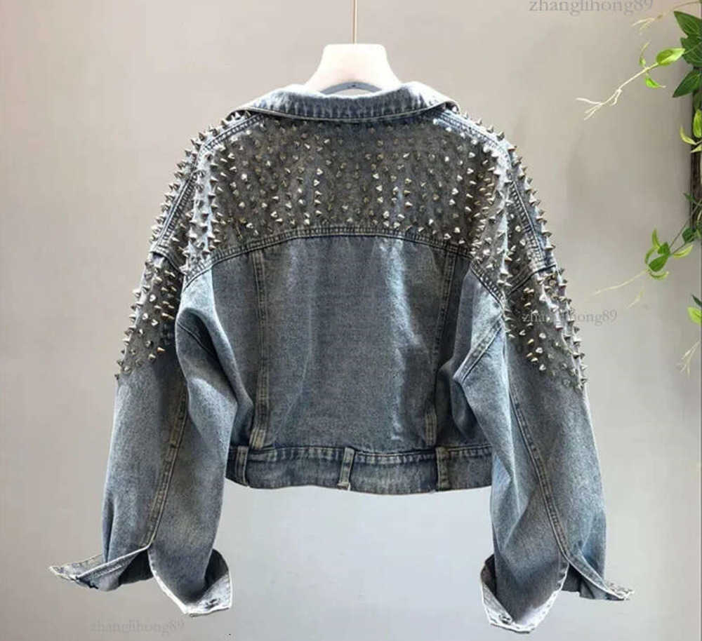 Giacca di jeans da donna con rivetti streetwear primavera-estate tasche a maniche lunghe abbigliamento corto ampio da donna 240921333